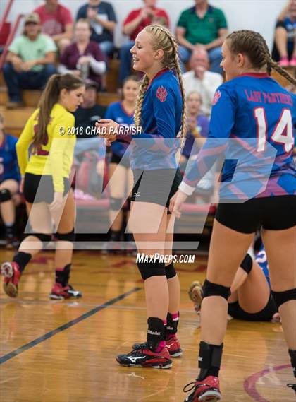 Thumbnail 1 in Quitman @ Alba-Golden photogallery.