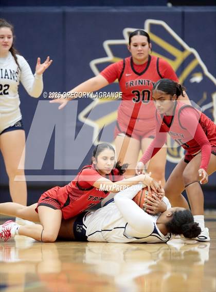 Thumbnail 2 in Trinity vs Keller photogallery.