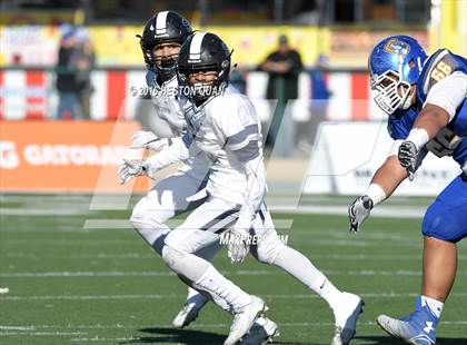 Thumbnail 2 in Serra vs. Sierra Canyon (CIF State 2A Final) photogallery.