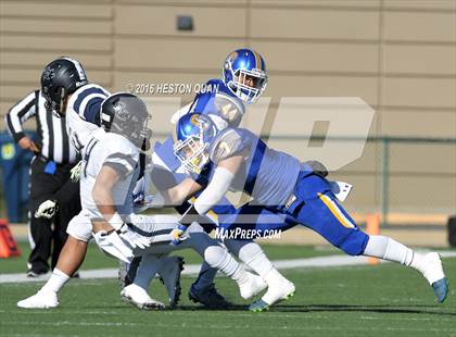 Thumbnail 3 in Serra vs. Sierra Canyon (CIF State 2A Final) photogallery.