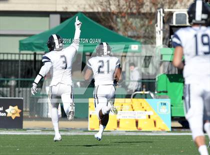 Thumbnail 3 in Serra vs. Sierra Canyon (CIF State 2A Final) photogallery.