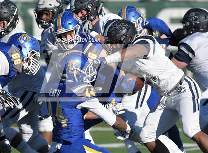 Thumbnail 1 in Serra vs. Sierra Canyon (CIF State 2A Final) photogallery.