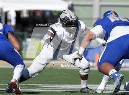 Thumbnail 3 in Serra vs. Sierra Canyon (CIF State 2A Final) photogallery.
