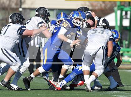 Thumbnail 2 in Serra vs. Sierra Canyon (CIF State 2A Final) photogallery.