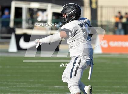 Thumbnail 1 in Serra vs. Sierra Canyon (CIF State 2A Final) photogallery.