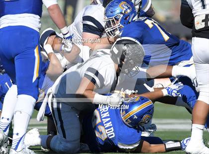 Thumbnail 2 in Serra vs. Sierra Canyon (CIF State 2A Final) photogallery.