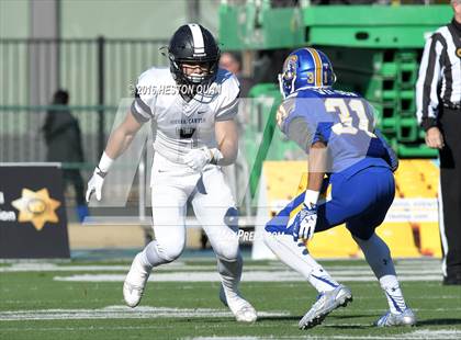 Thumbnail 2 in Serra vs. Sierra Canyon (CIF State 2A Final) photogallery.