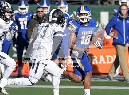 Thumbnail 2 in Serra vs. Sierra Canyon (CIF State 2A Final) photogallery.