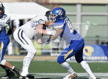 Thumbnail 3 in Serra vs. Sierra Canyon (CIF State 2A Final) photogallery.