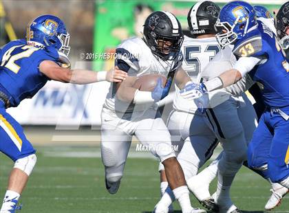 Thumbnail 2 in Serra vs. Sierra Canyon (CIF State 2A Final) photogallery.