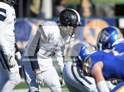 Thumbnail 1 in Serra vs. Sierra Canyon (CIF State 2A Final) photogallery.