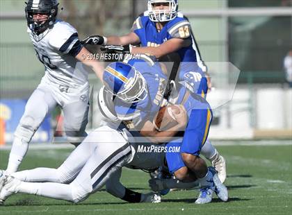 Thumbnail 1 in Serra vs. Sierra Canyon (CIF State 2A Final) photogallery.
