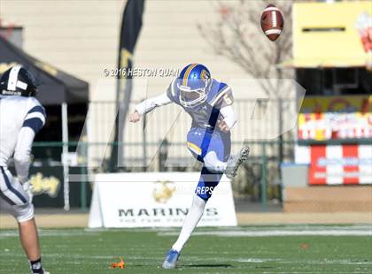 Thumbnail 1 in Serra vs. Sierra Canyon (CIF State 2A Final) photogallery.