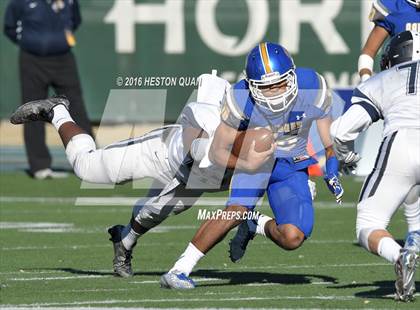 Thumbnail 1 in Serra vs. Sierra Canyon (CIF State 2A Final) photogallery.