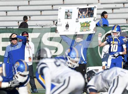Thumbnail 1 in Serra vs. Sierra Canyon (CIF State 2A Final) photogallery.
