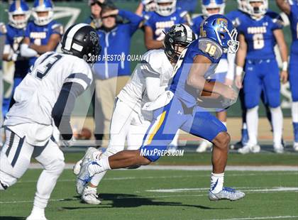 Thumbnail 2 in Serra vs. Sierra Canyon (CIF State 2A Final) photogallery.
