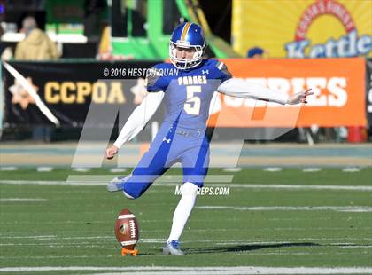 Thumbnail 2 in Serra vs. Sierra Canyon (CIF State 2A Final) photogallery.