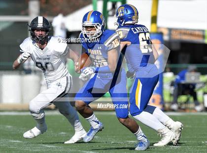 Thumbnail 1 in Serra vs. Sierra Canyon (CIF State 2A Final) photogallery.