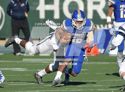 Thumbnail 3 in Serra vs. Sierra Canyon (CIF State 2A Final) photogallery.