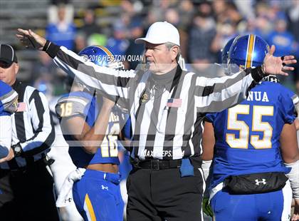 Thumbnail 1 in Serra vs. Sierra Canyon (CIF State 2A Final) photogallery.