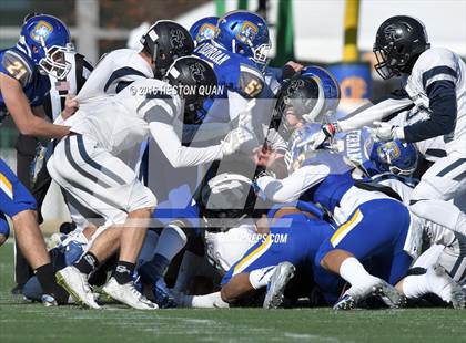 Thumbnail 2 in Serra vs. Sierra Canyon (CIF State 2A Final) photogallery.