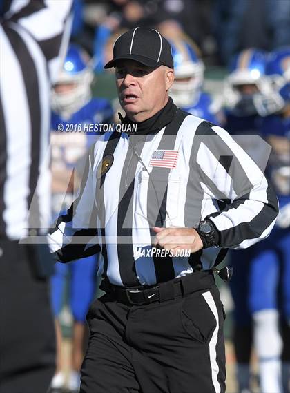 Thumbnail 2 in Serra vs. Sierra Canyon (CIF State 2A Final) photogallery.