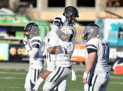 Thumbnail 3 in Serra vs. Sierra Canyon (CIF State 2A Final) photogallery.