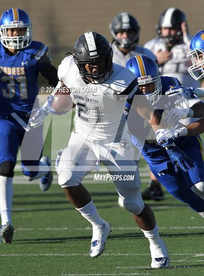 Thumbnail 3 in Serra vs. Sierra Canyon (CIF State 2A Final) photogallery.