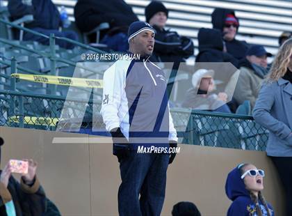 Thumbnail 2 in Serra vs. Sierra Canyon (CIF State 2A Final) photogallery.