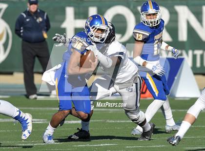 Thumbnail 2 in Serra vs. Sierra Canyon (CIF State 2A Final) photogallery.