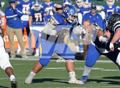 Thumbnail 3 in Serra vs. Sierra Canyon (CIF State 2A Final) photogallery.
