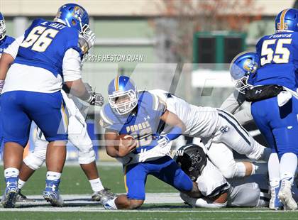 Thumbnail 2 in Serra vs. Sierra Canyon (CIF State 2A Final) photogallery.