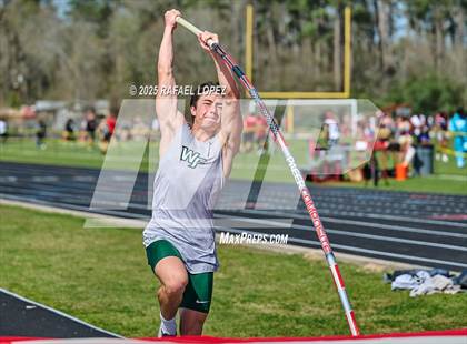 Thumbnail 2 in Spartan Relays (Pole Vault) photogallery.