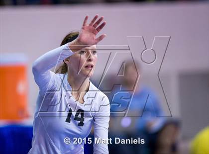 Thumbnail 2 in Eaton vs. Valley (CHSAA 3A Final) photogallery.