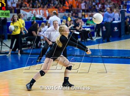 Thumbnail 2 in Eaton vs. Valley (CHSAA 3A Final) photogallery.