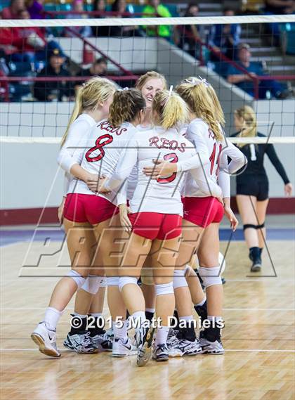 Thumbnail 1 in Eaton vs. Valley (CHSAA 3A Final) photogallery.