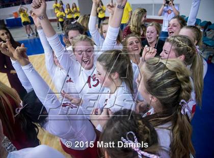 Thumbnail 3 in Eaton vs. Valley (CHSAA 3A Final) photogallery.