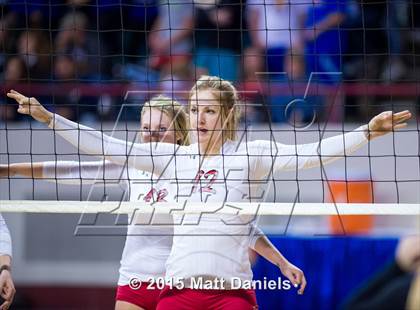 Thumbnail 2 in Eaton vs. Valley (CHSAA 3A Final) photogallery.