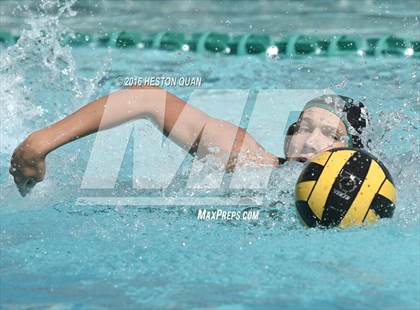 Thumbnail 3 in St. Mary's vs. San Clemente (Villa Park Classic) photogallery.