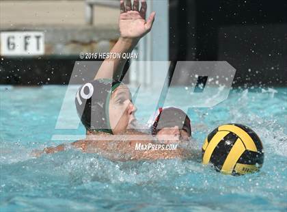 Thumbnail 2 in St. Mary's vs. San Clemente (Villa Park Classic) photogallery.