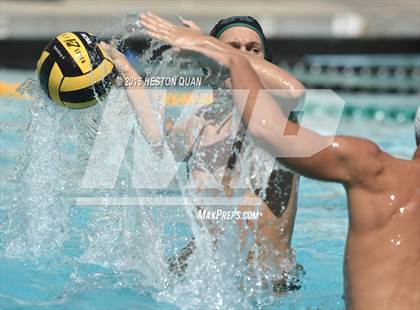 Thumbnail 2 in St. Mary's vs. San Clemente (Villa Park Classic) photogallery.