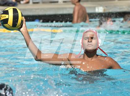 Thumbnail 3 in St. Mary's vs. San Clemente (Villa Park Classic) photogallery.