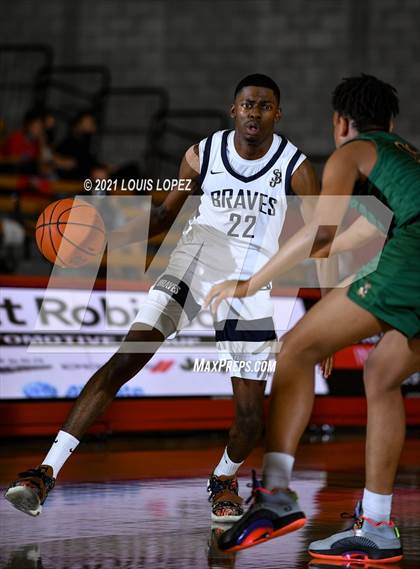 Thumbnail 1 in St. John Bosco vs. Long Beach Poly (Mater Dei Extravaganza) photogallery.