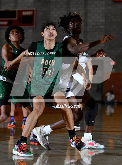 Thumbnail 2 in St. John Bosco vs. Long Beach Poly (Mater Dei Extravaganza) photogallery.