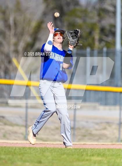 Thumbnail 2 in Marshall @ Cotter photogallery.