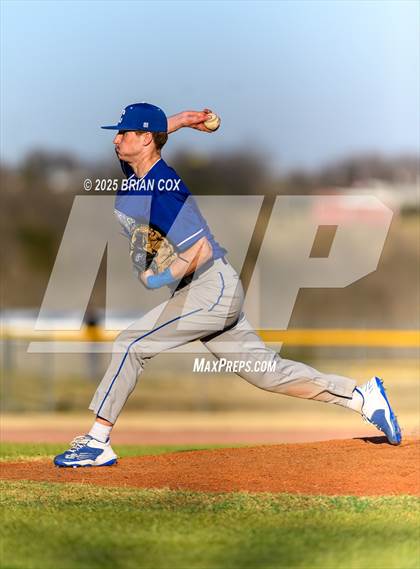 Thumbnail 3 in Marshall @ Cotter photogallery.