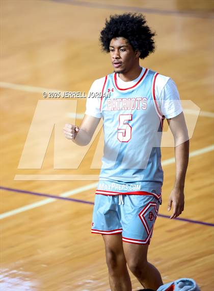 Thumbnail 2 in Caldwell Academy vs Davidson Day (John Wall Holiday Invitational) photogallery.