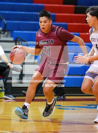 Thumbnail 1 in Red Mountain vs. Desert Vista photogallery.