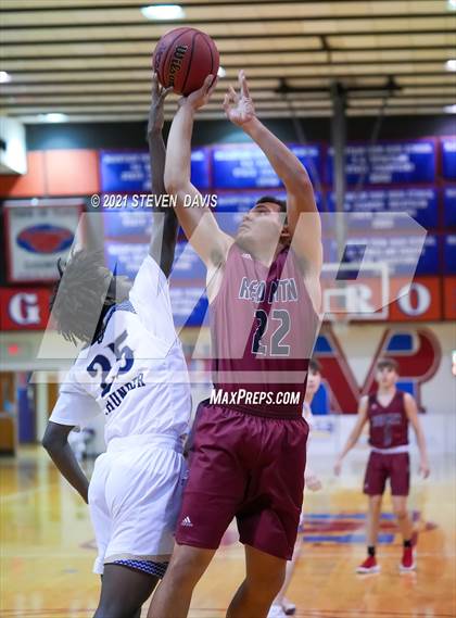 Thumbnail 3 in Red Mountain vs. Desert Vista photogallery.