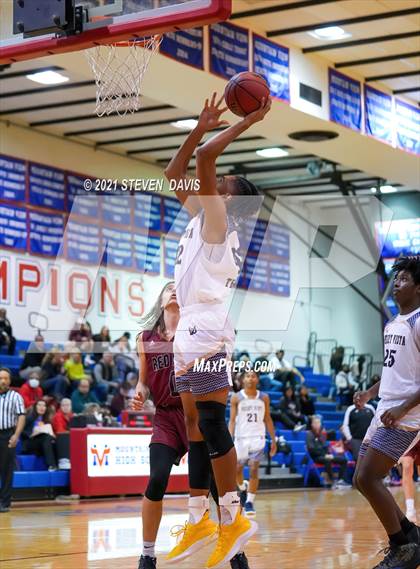 Thumbnail 1 in Red Mountain vs. Desert Vista photogallery.